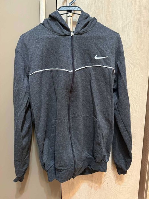 Комплект анцуг – Nike. Размер: M