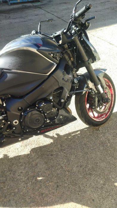 Suzuki gsx 1000 an 2020 avariat