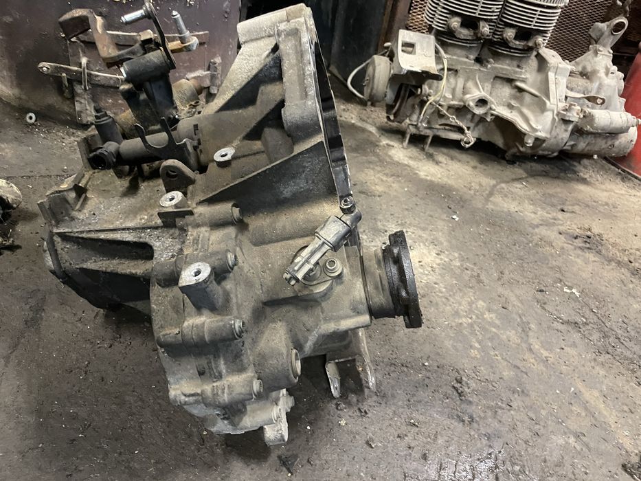 Скоростна кутия за сеат ибиза /seat ibiza 1.4 i 2006г