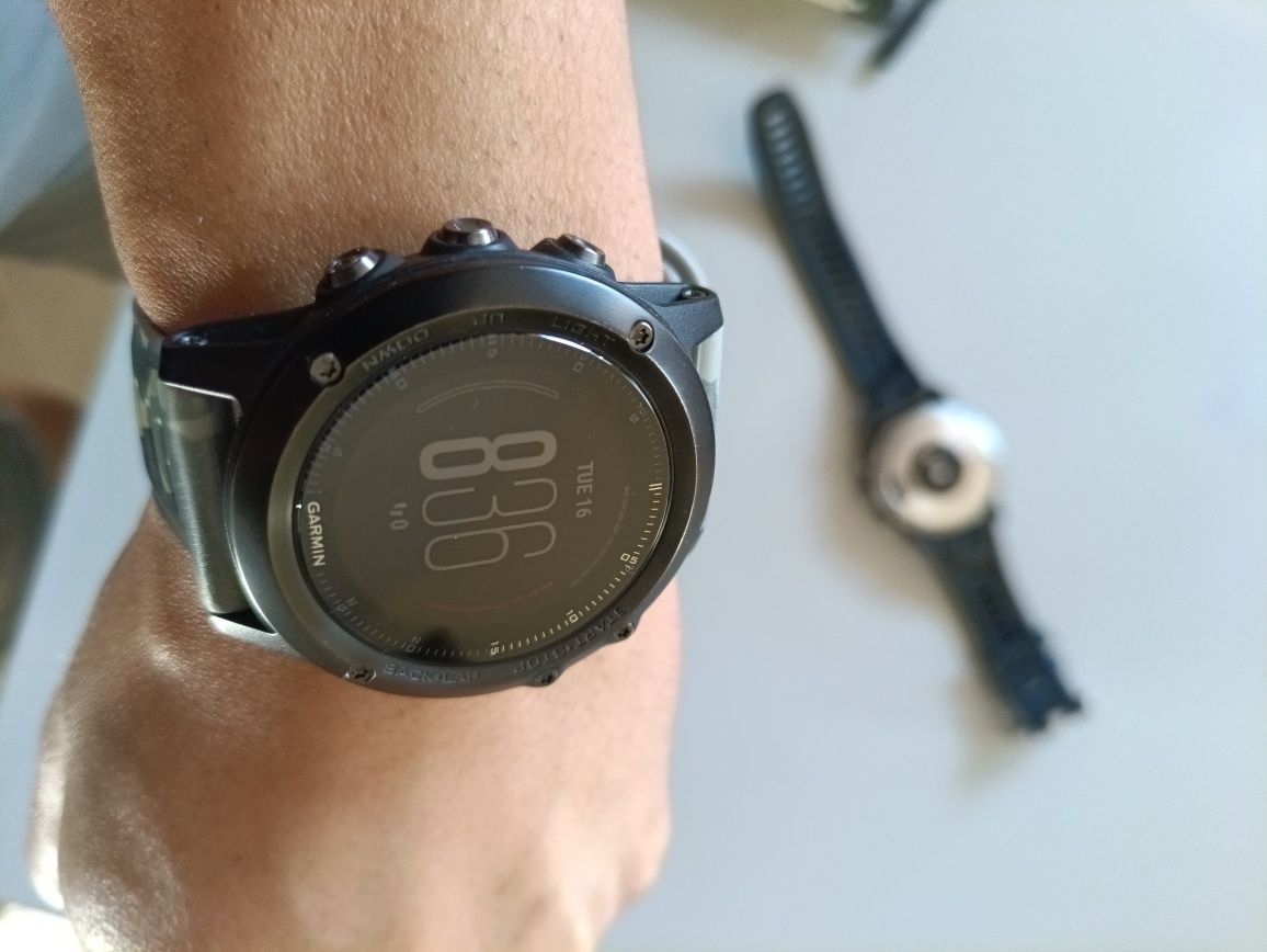 GARMIN Fenix 3HR Sapphire