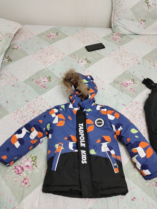 Продам зимний детский полукомбинезон