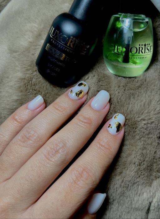 Manichiură & unghii cu gel  – Pitești (Gavana)