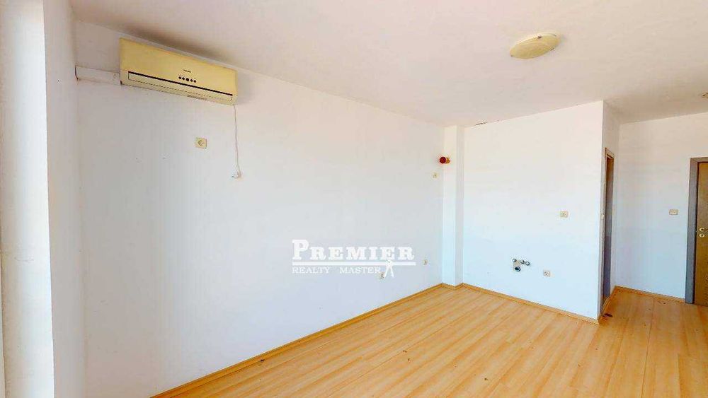 Продава се Едностаен апартамент в к.к. Слънчев бряг - 30 кв.м за 750 €/кв.м - Снимка #2