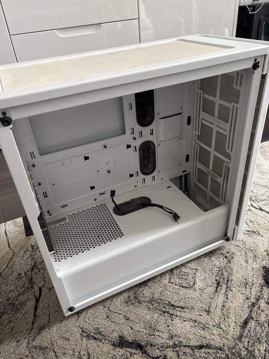 Carcasa alba PC Corsair