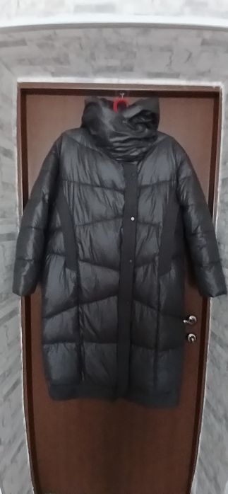 Продам зимний пуховик