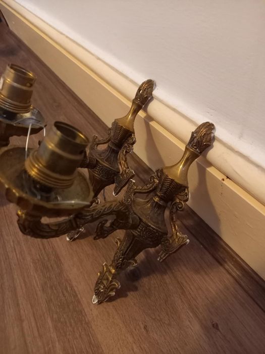 Lustre de bronz si aplice de bronz