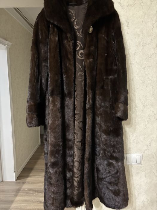 Срочно продам норковую шубу