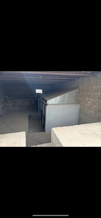 Ижарага омбор склад  ва цемени омбор 100+ кв майдон ижарага берилади