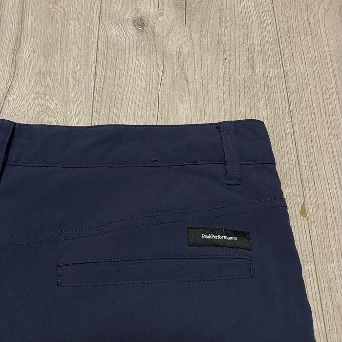 Peak Performance Style L patagonia arcteryx j.lindeberg haglofs kjus