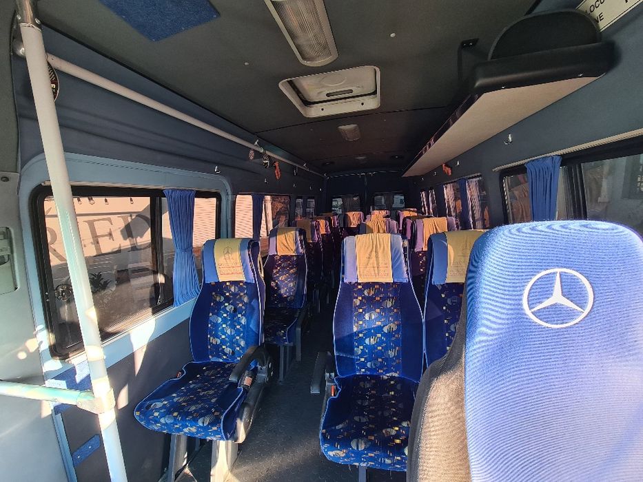 Microbuz Mercedes Sprinter 16+1 locuri