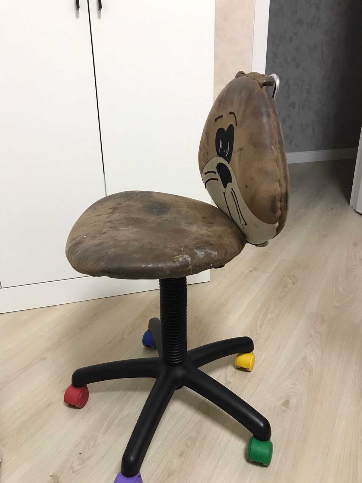 Продам детское компьютерное кресло