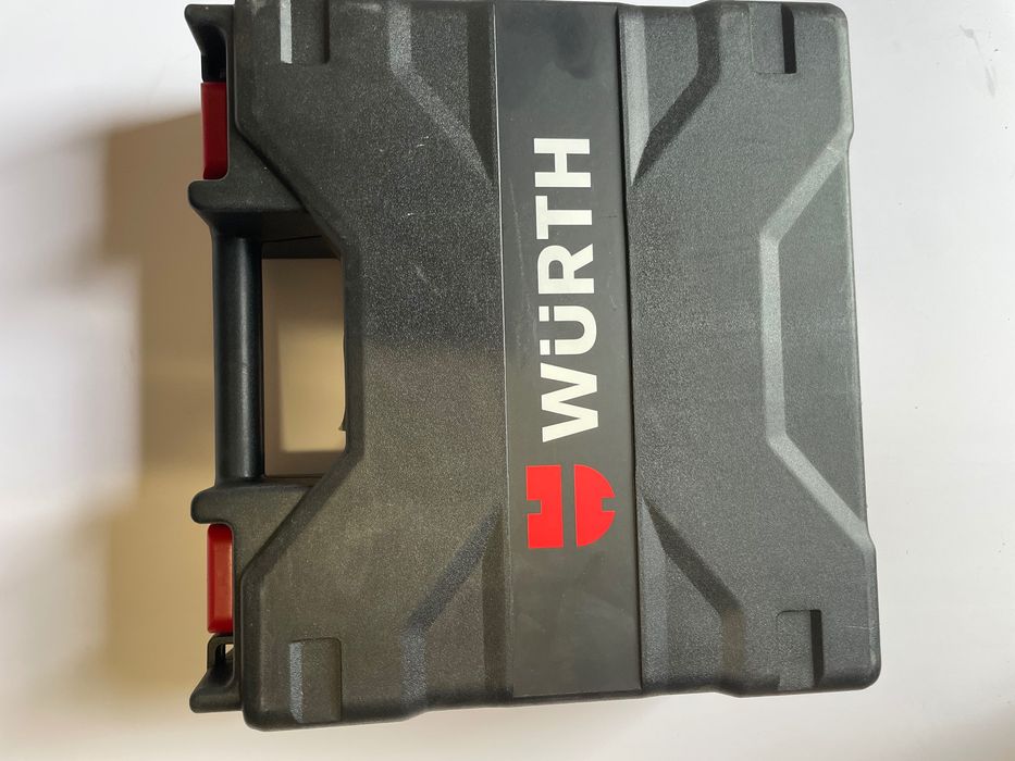 Продавам ударна бормашина WURTH