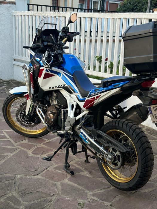 Motocicletă Honda Africa Twin Adventure Sport