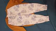 2 seturi plus o bluza si un pantalon