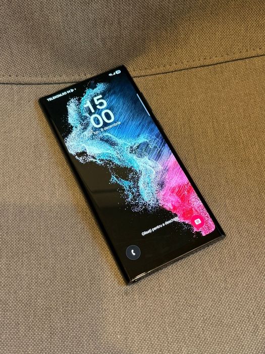 Samsung Galaxy S22 Ultra 128gb 8gb RAM capac usor fisurat