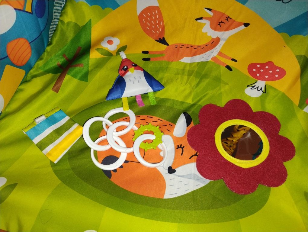 Covoras interactiv IMK, cu jucarii, 100 x 110 cm