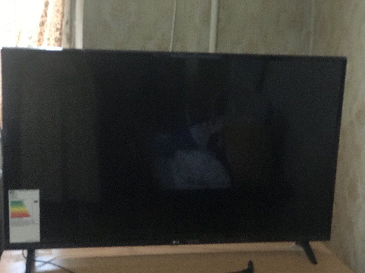 Продам телевизор LG 43 дюйма