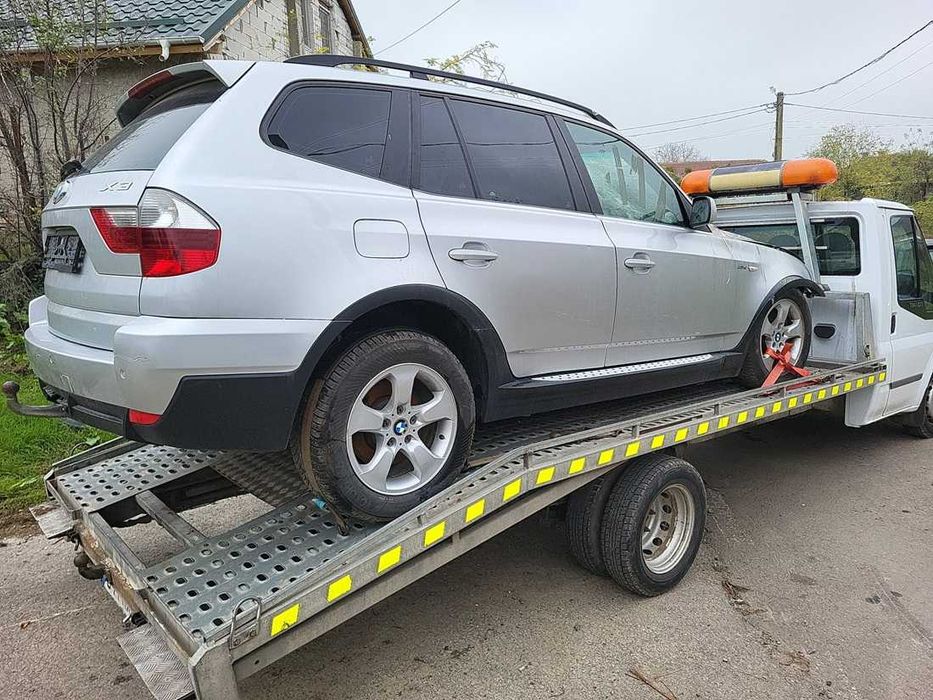 Jante bmw x3 e83 cu cauciucuri pe 17 de iarna Yokohama aproape noi