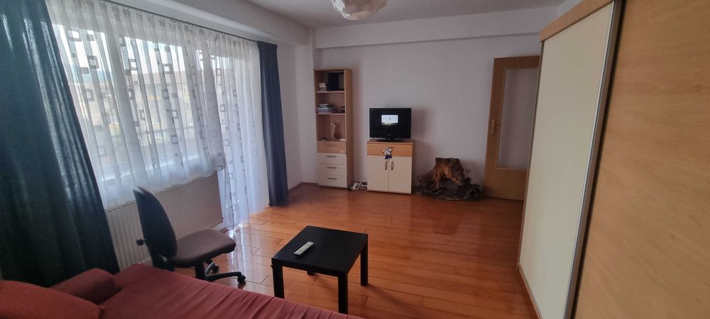 Inchiriez apartament 2 camere