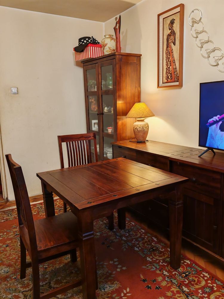 Mobilier lemn masiv salcam
