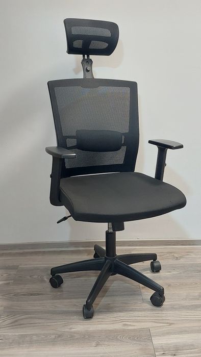 Scaun ergonomic Negru ajustabil in 6 puncte
