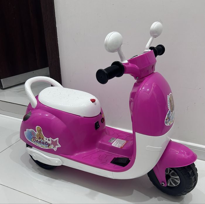 Розов Акумулаторен мотор