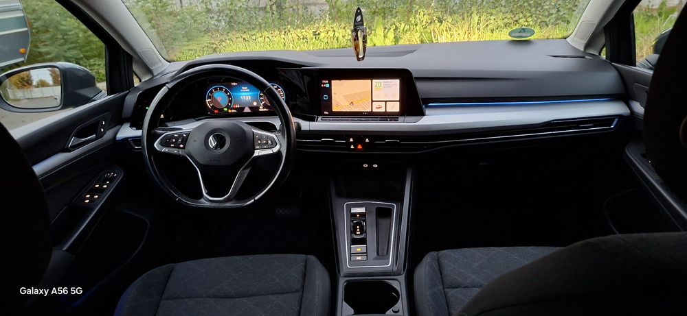 Vw Golf 8 an 2021 motor 1.0 etsi benzina cutie automată DSG