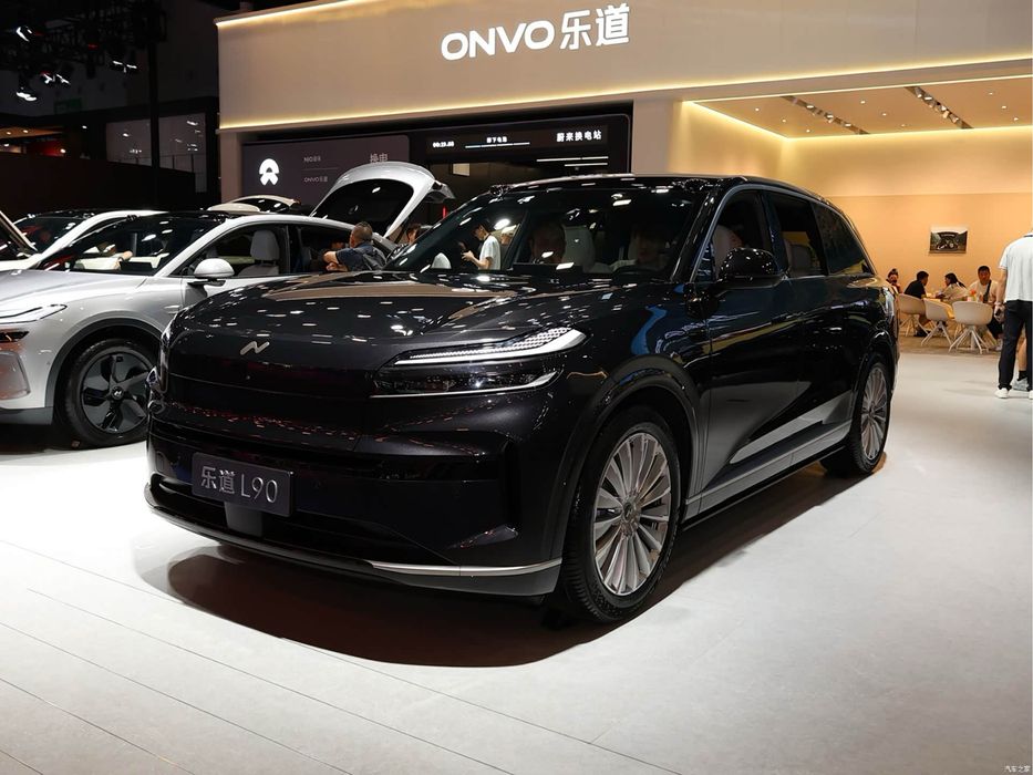 NIO onvo L90 2025
