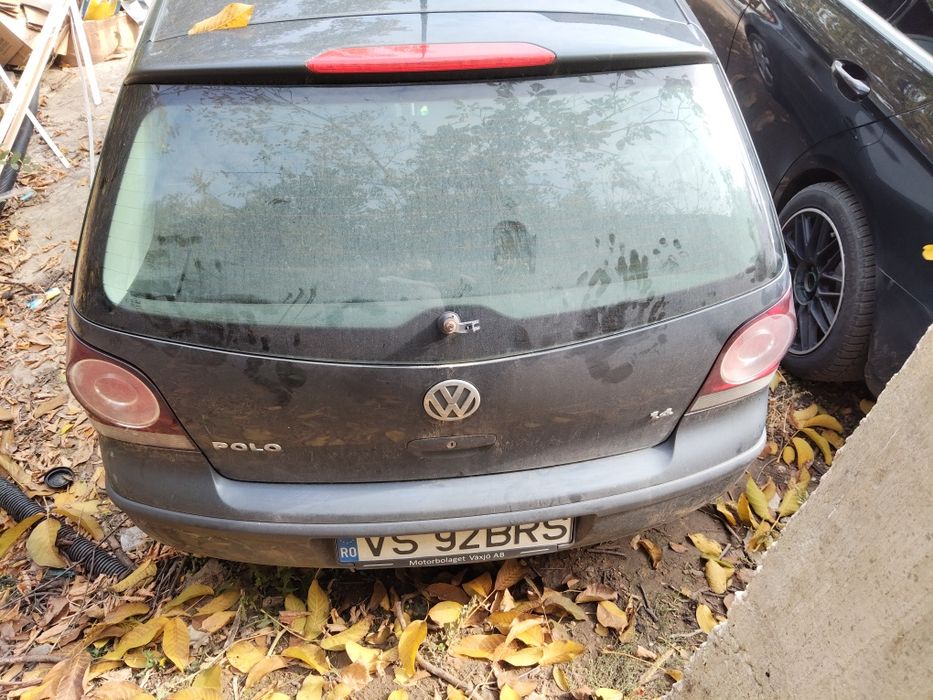 Dezmembrez vw polo 2006