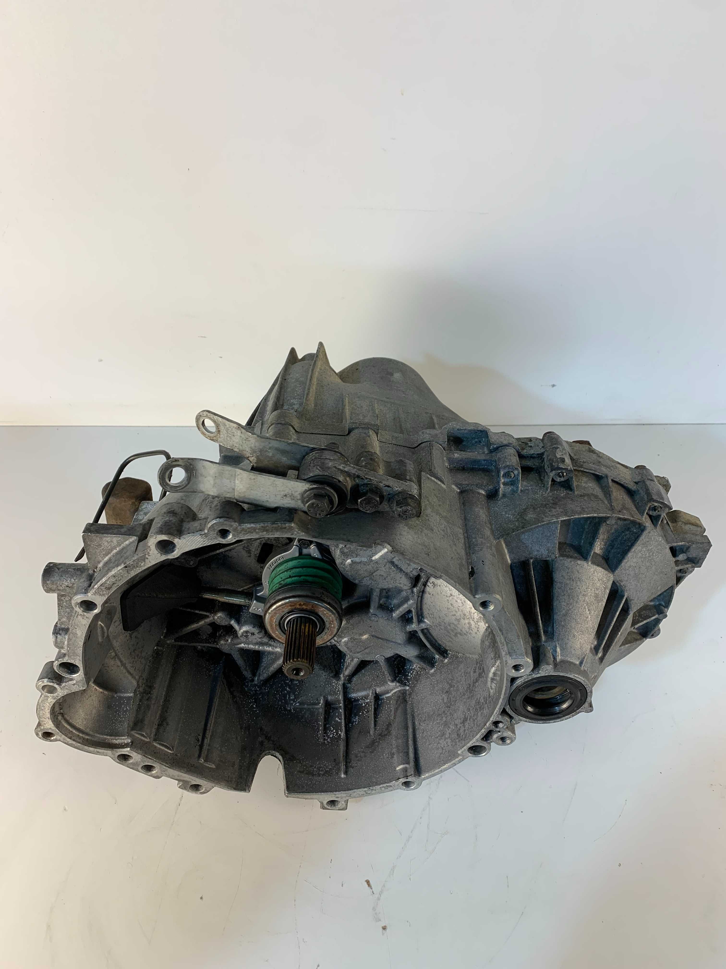 Ръчна пет степенна скоростна кутия Volvo S40 V40 S60 D5 2.4 D 163к.с.