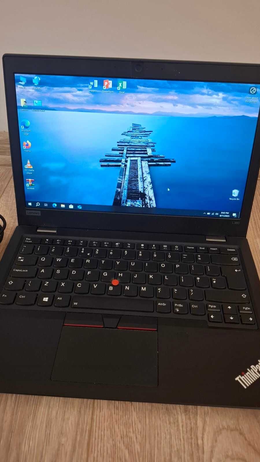 Лаптоп Lenovo Intel Core i5-8250U / 8GB RAM / 256GB SSD