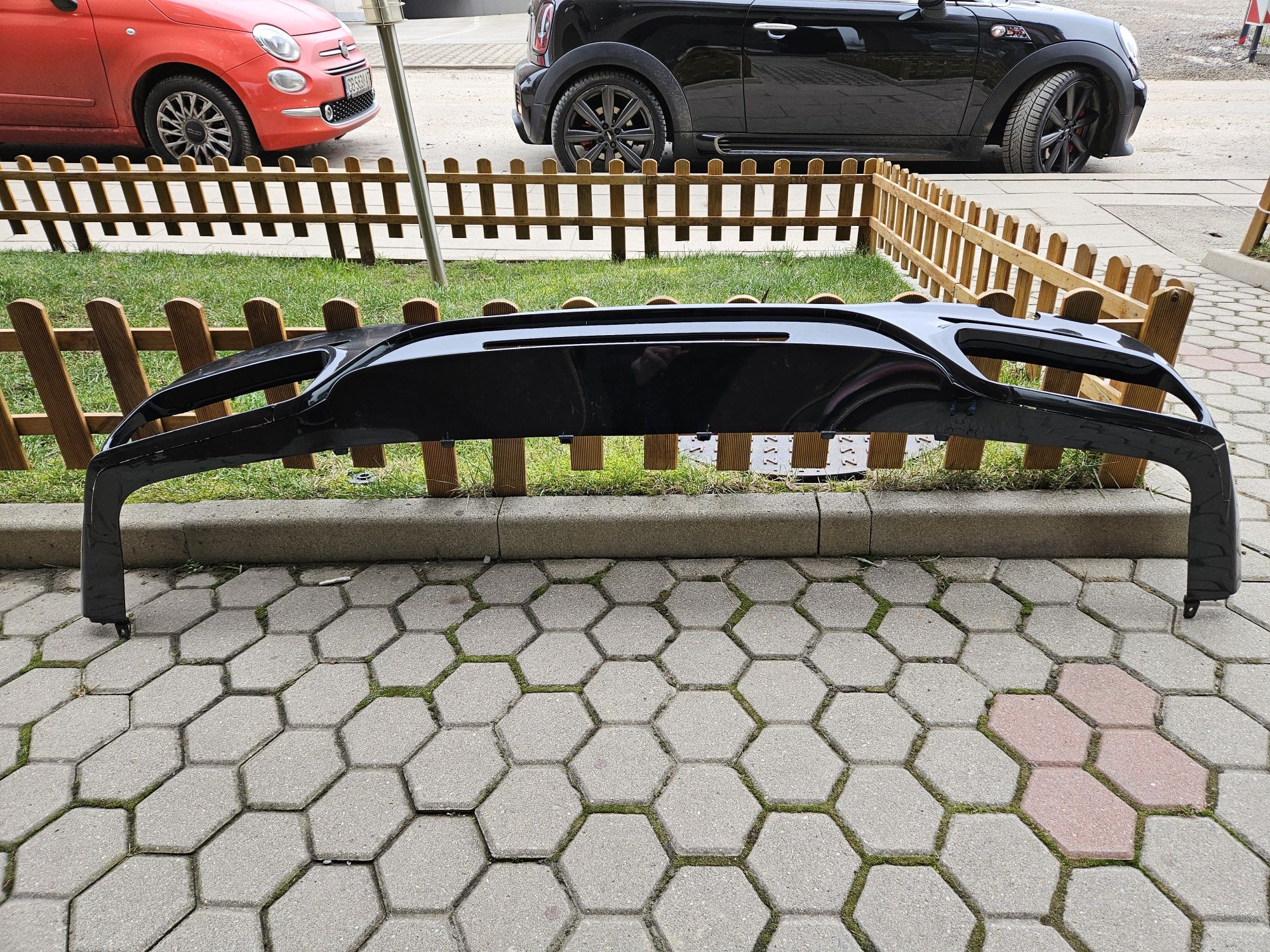 Оригинален заден S63 AMG дифузьор W222