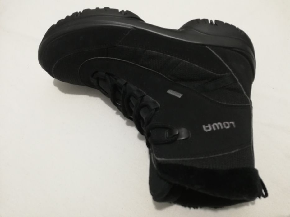 40 Ghete Lowa Gore-tex masura 40