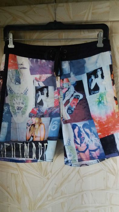 Globe шорти Оригинални