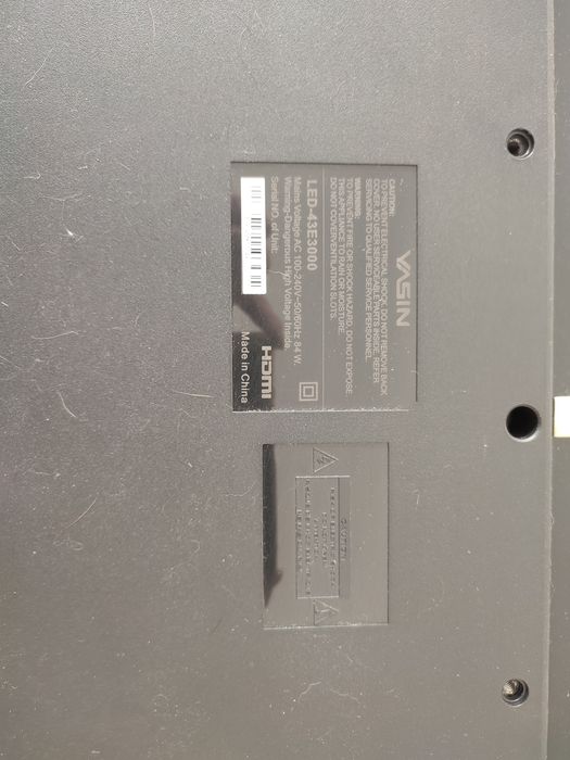 Газовая плита и телевизор