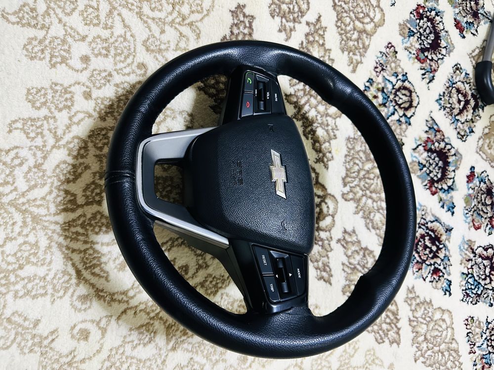 Hyundai Rul sotiladi