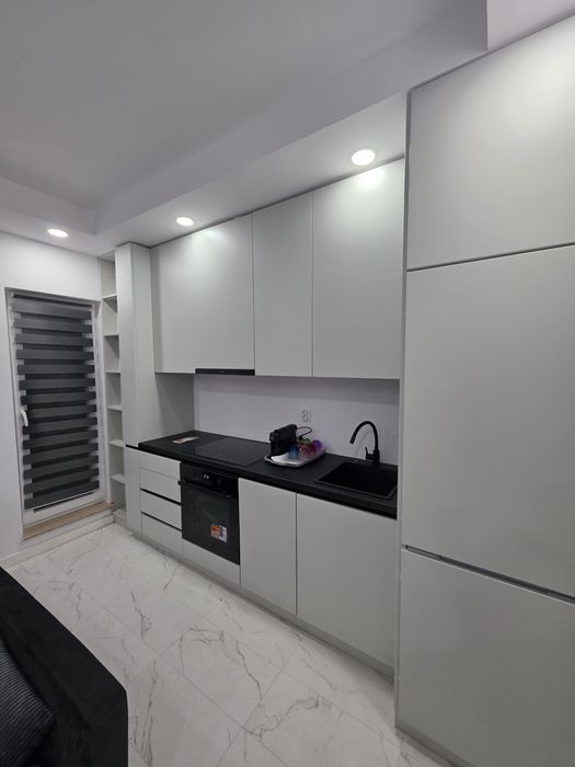 Inchiriere apartament 3 camere Cosmopolis - loc de parcare inclus