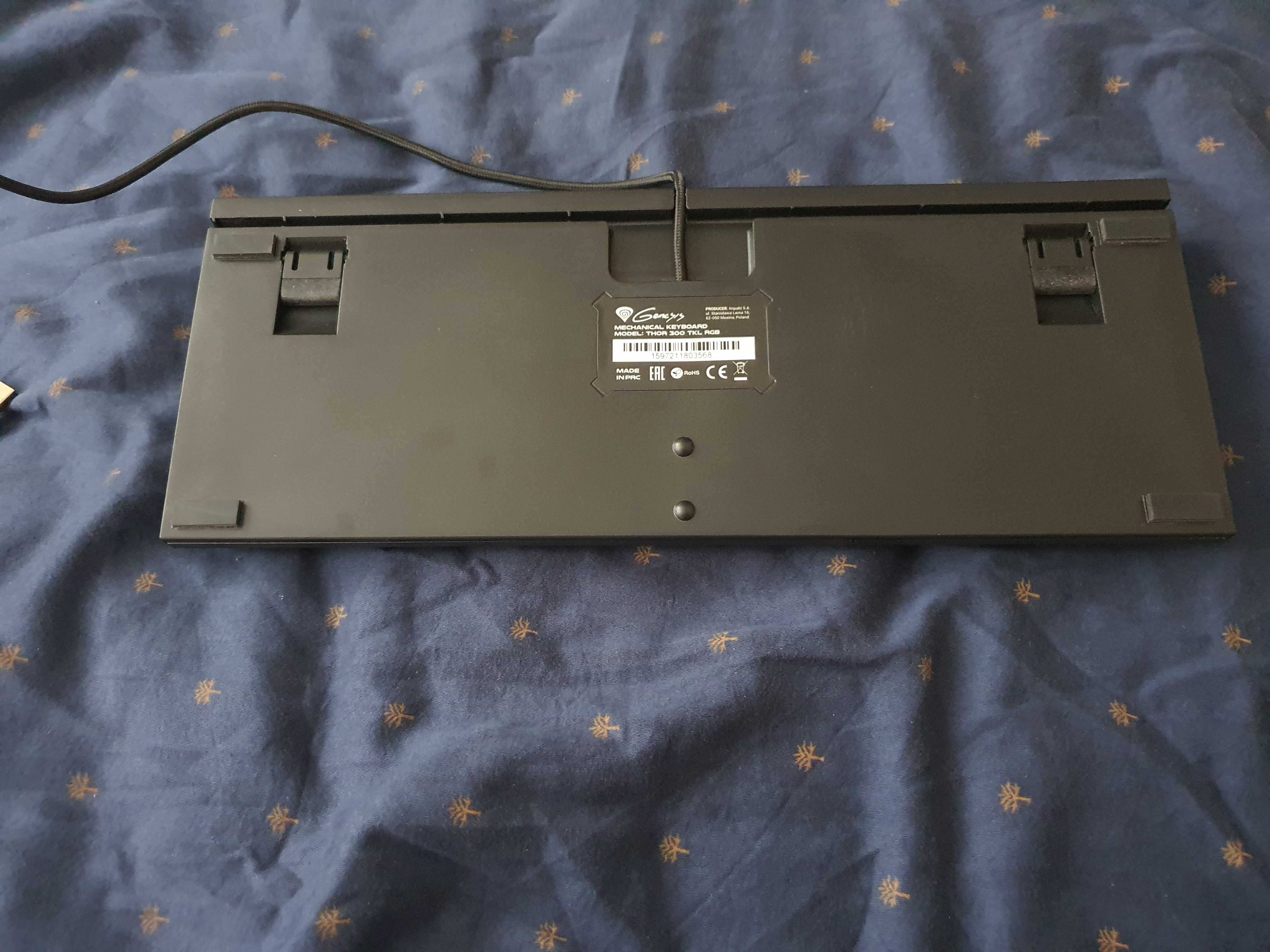 Genesis Thor 300 TKL Механична клавиатура - Outemu Red Switches, Черна