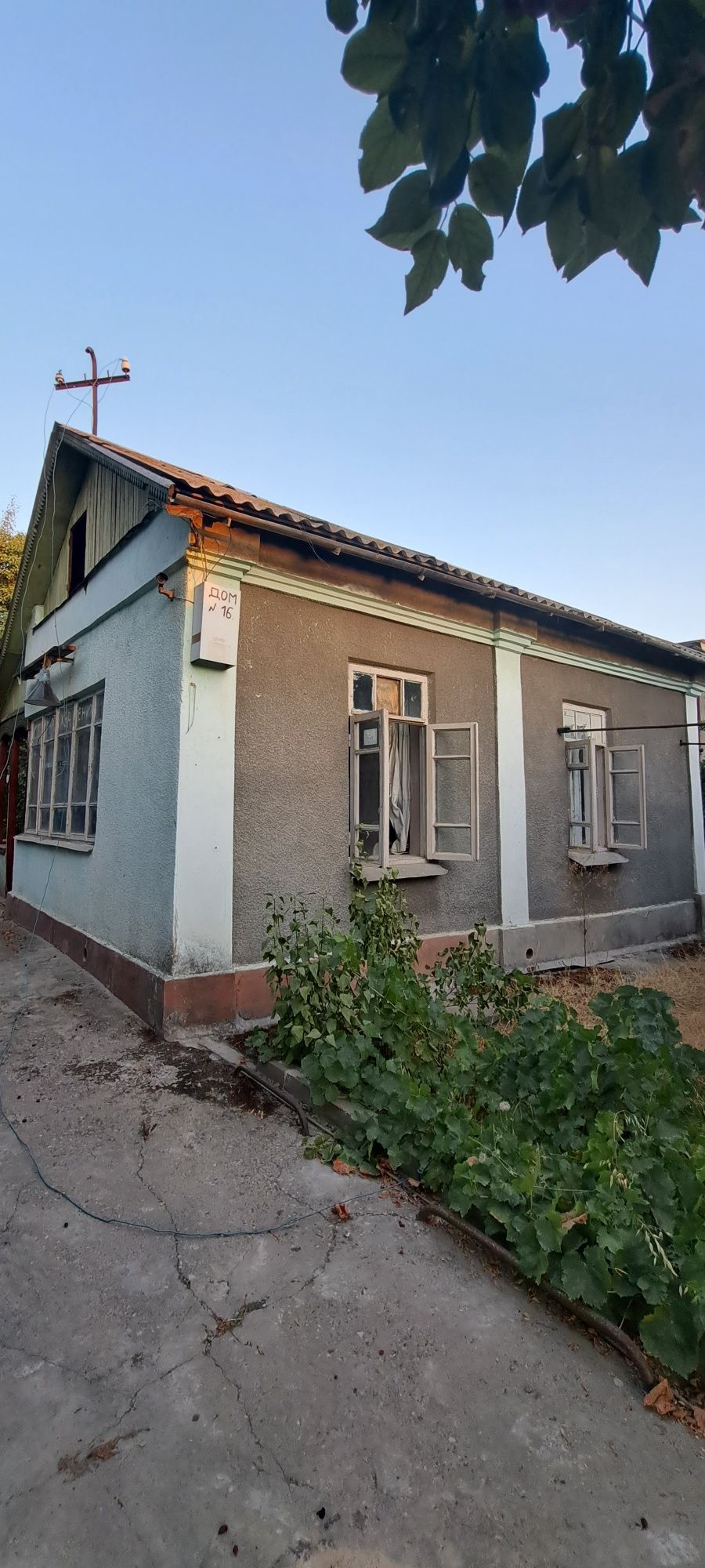 Дача Навбахор 6 соток 2 комнаты Бассейн Янгибазар Паркент Джумабазар