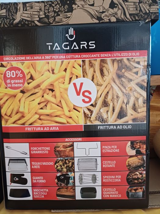 Vând aparat de gătit Airfrayer nou nefolosit cu multiple accesorii.