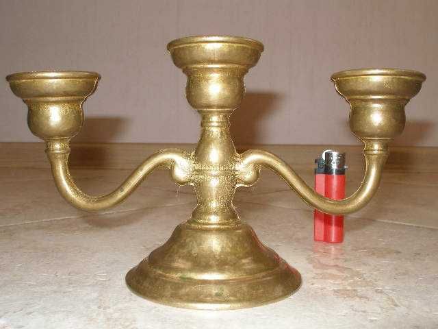 .Бронзов Свещник.
