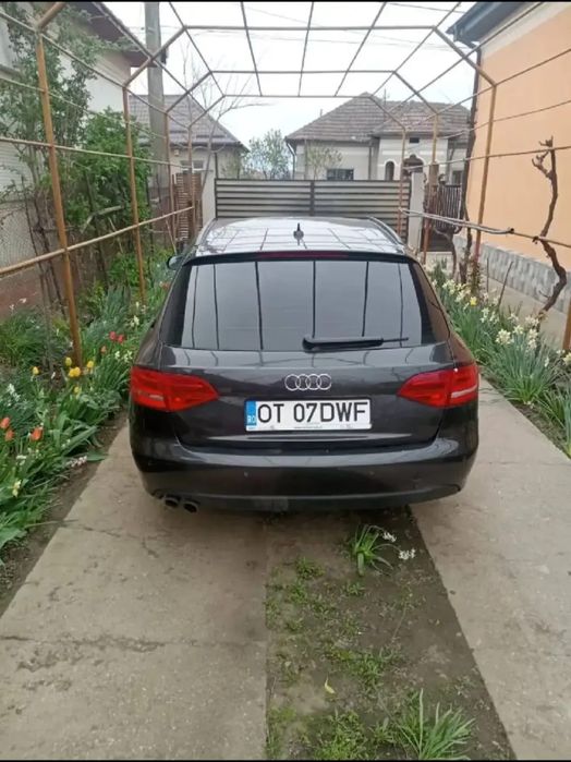 Vând Audi A4 B8 break