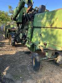 Combina John Deere 330