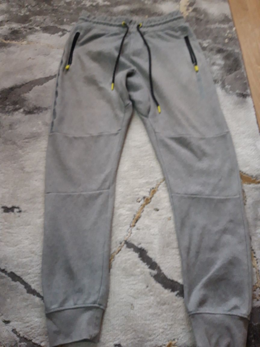 Pantaloni   sport