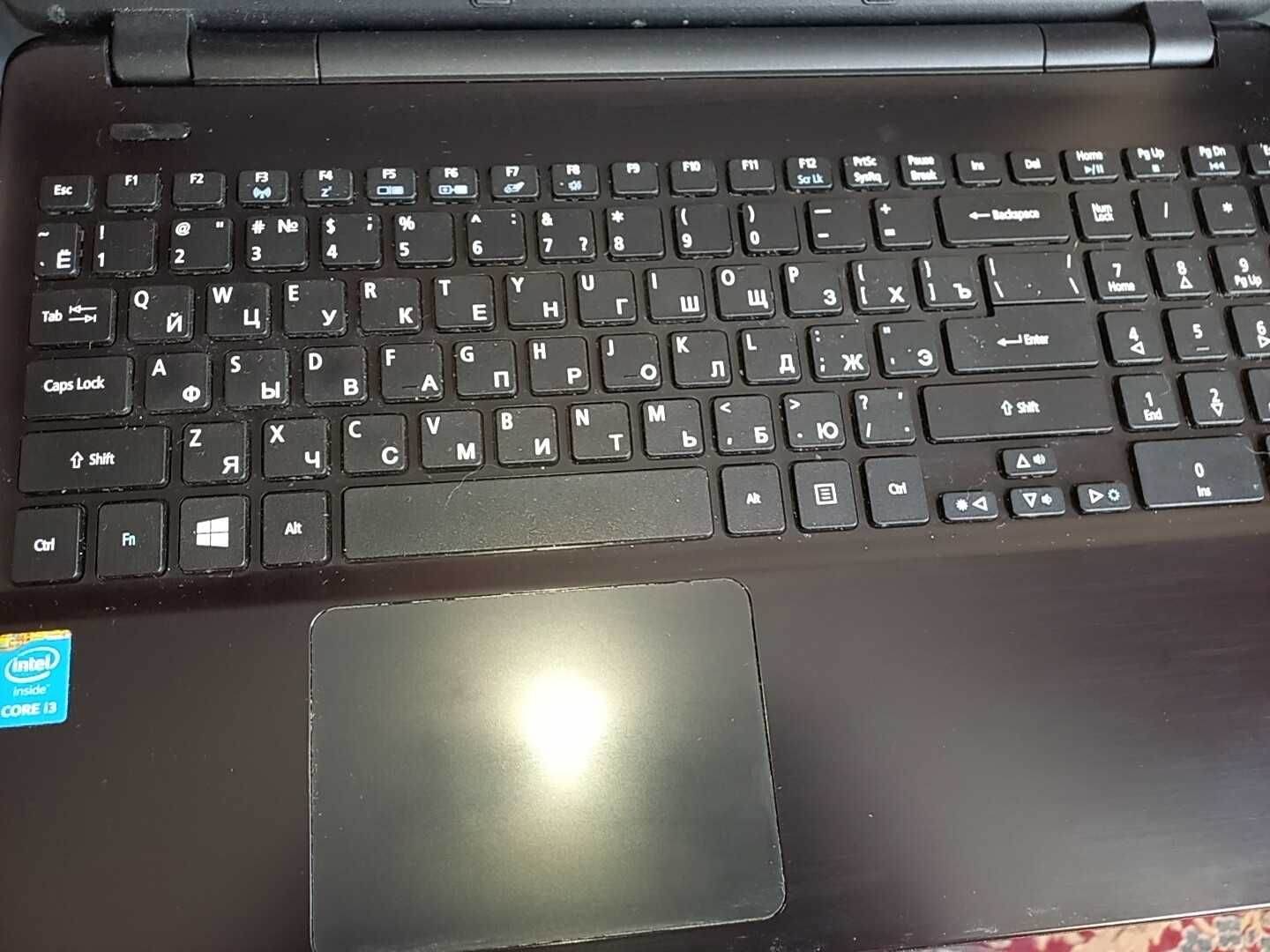Продам ноутбук Acer EE5-571 Core i3