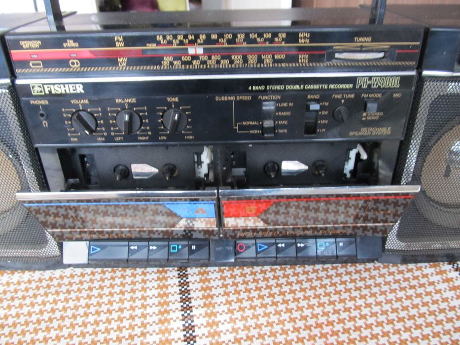 Радио касетофон FISHER PH-W 400 L