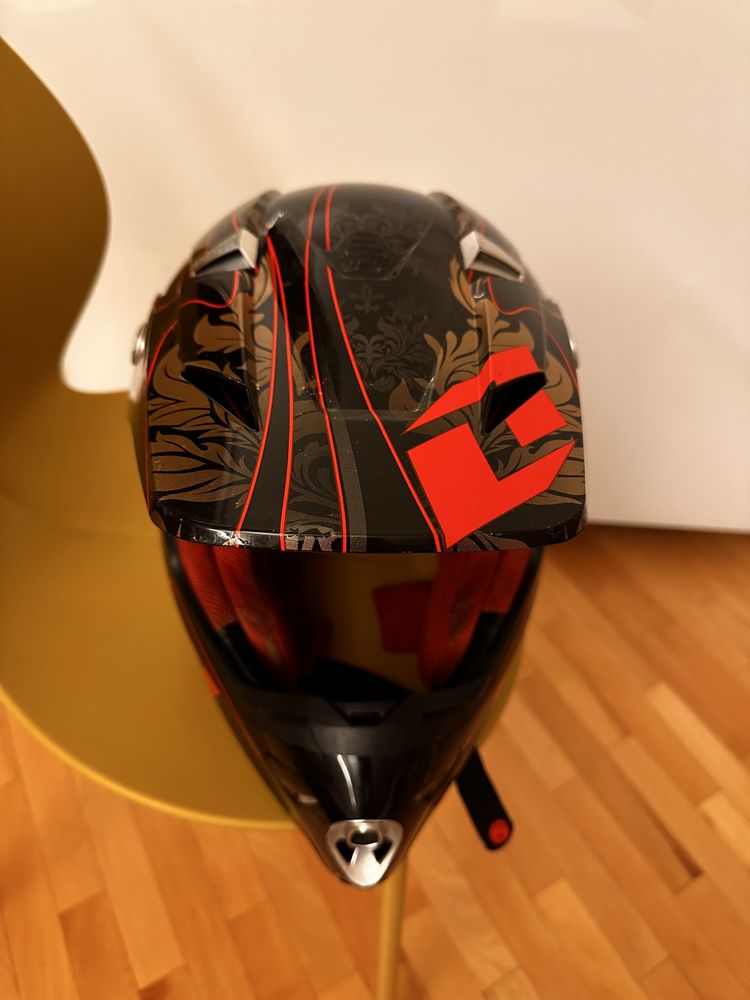 Каска Oneindustries