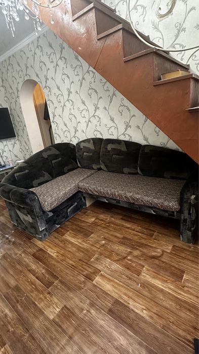 Угловой диван Б/У
