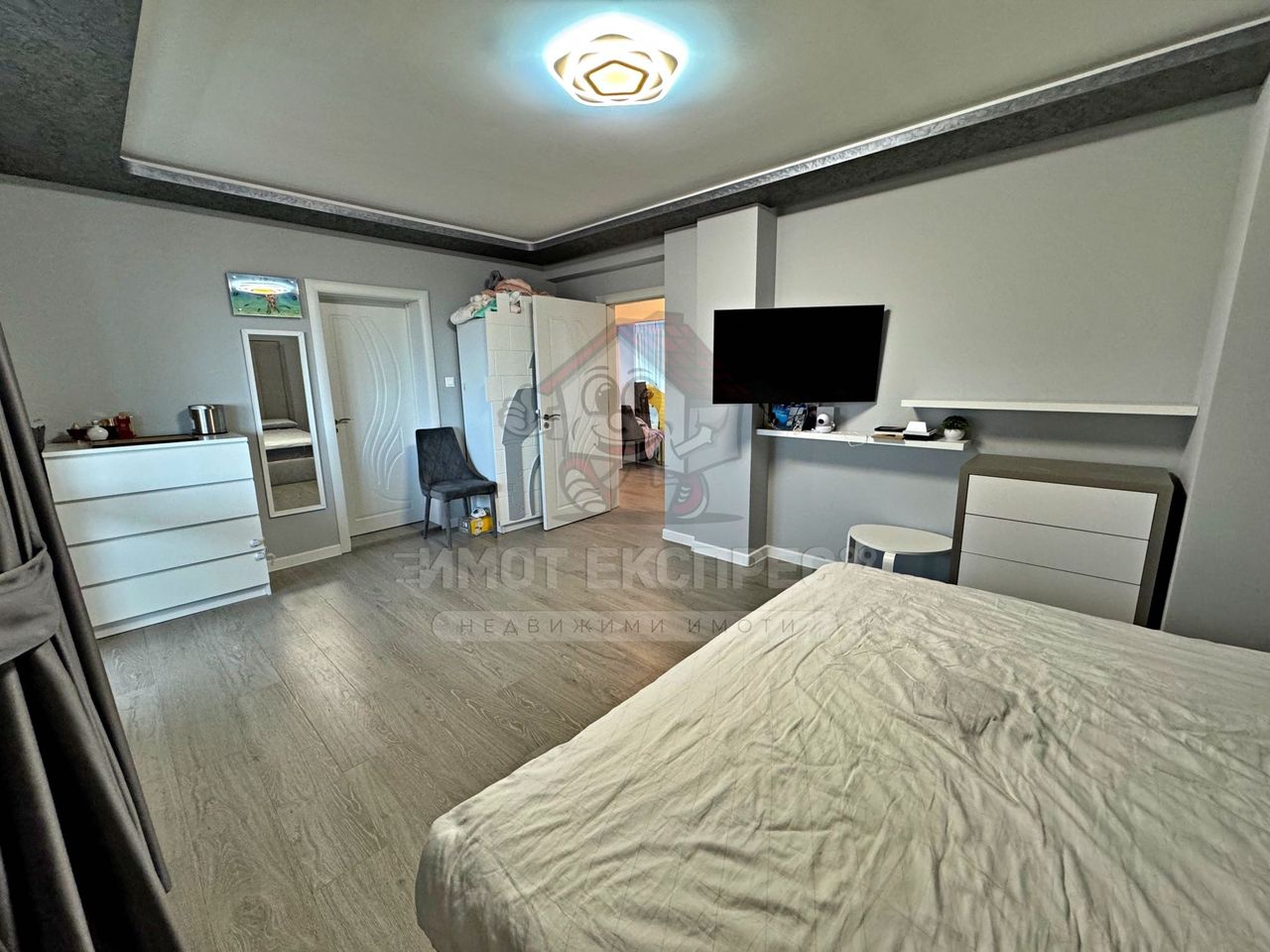 Продава се Многостаен апартамент в Асеновград - 180 кв.м за 967 €/кв.м - Снимка #19