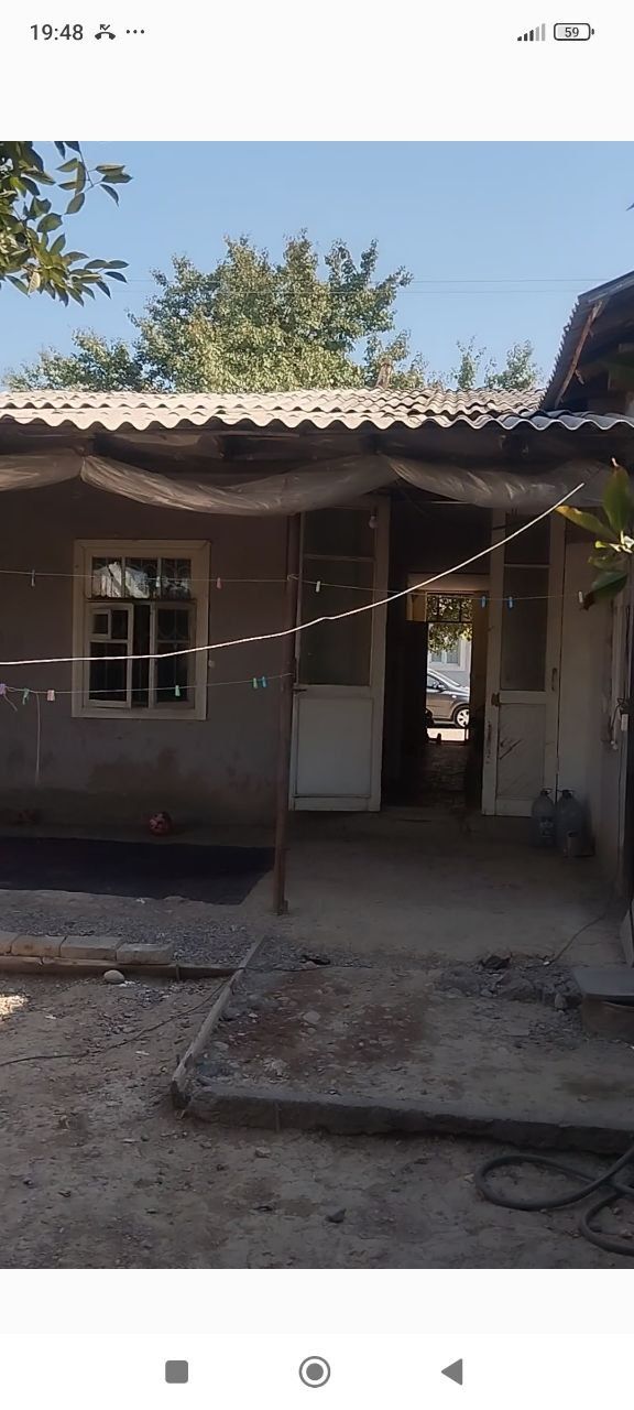 3 сотих 3 хона  сот.ди,фасад 10 м,Ю.Чирчик,У́ртасарой маркази,35 000 $